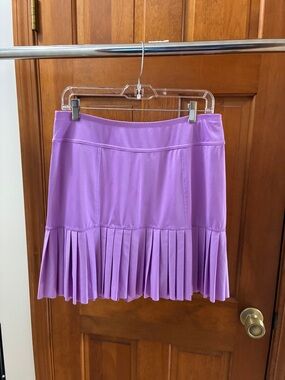 JoFit light orchid golf skort. M
